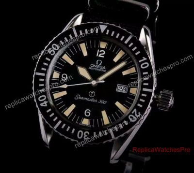 Copy Omega Seamaster 300m Date Military Vintage Watch w/ Black Nato Band